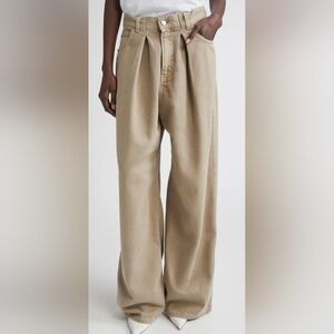 Haikure Pleated Wide-Leg Jeans